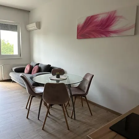 Corso Panorama Apartment *